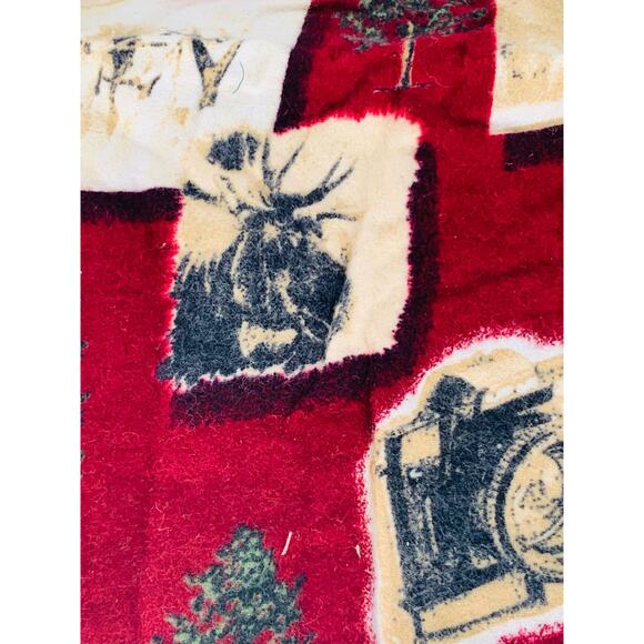 Flannel Fabric Red Wildlife Northwoods Beige Black Safari 1/2 Yard 45 Inch Wide - Picture 2 of 6